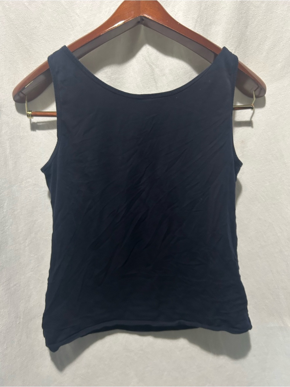 Uniqlo Black Tank Top with Built-In Bra Size XL - Picture 2 of 5
